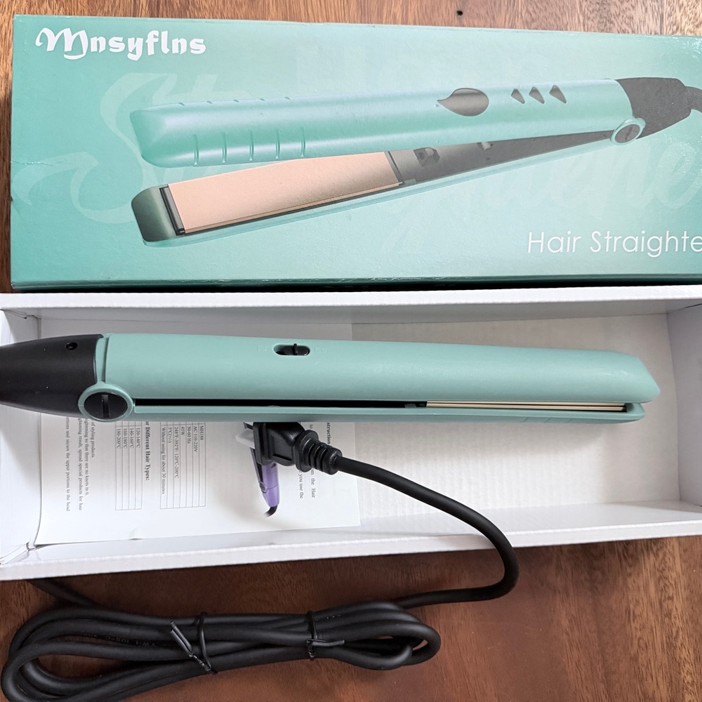 Hair straightener
